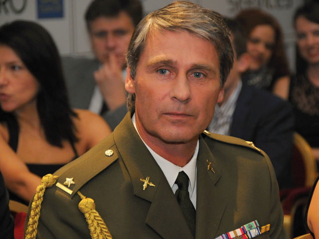 Trenér oštěpařů Jan Železný