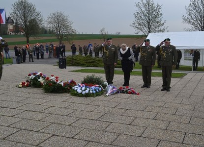 Uctění památky všem hrdinům, kteří se zasloužili o naši svobodu