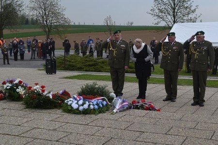 Před 72 lety zahájili českoslovenští vojáci osvobozování severní Moravy a Slezska