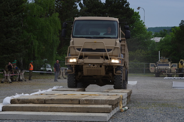Ukázka prostupnosti terénem nových vozů Tatra