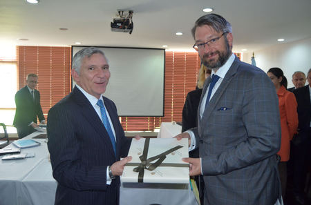 Ze setkání náměstka Jakuba Landovského s kolumbijským náměstkem Josém Javierem Peréz Mejíou.