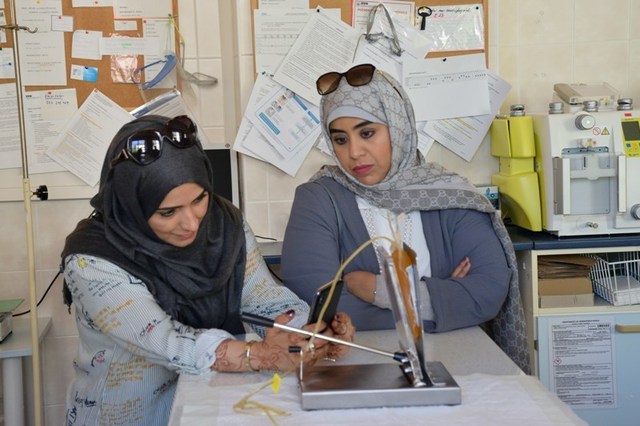 Vojenští zdravotníci ze Spojených arabských emirátů na stáži v Ústřední vojenské nemocnici v Praze