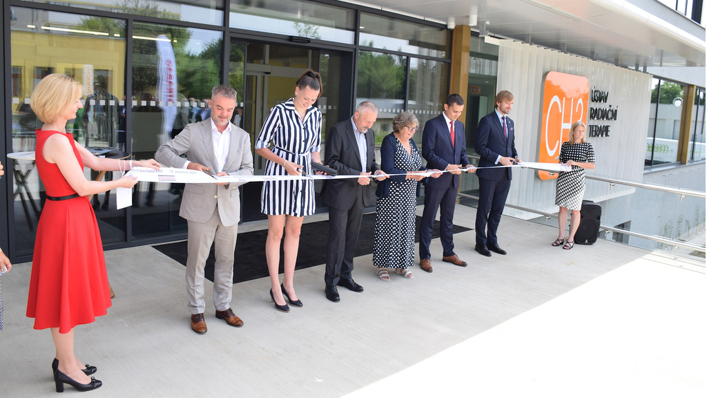 Ústav radiační terapie ÚVN má postavené moderní sídlo