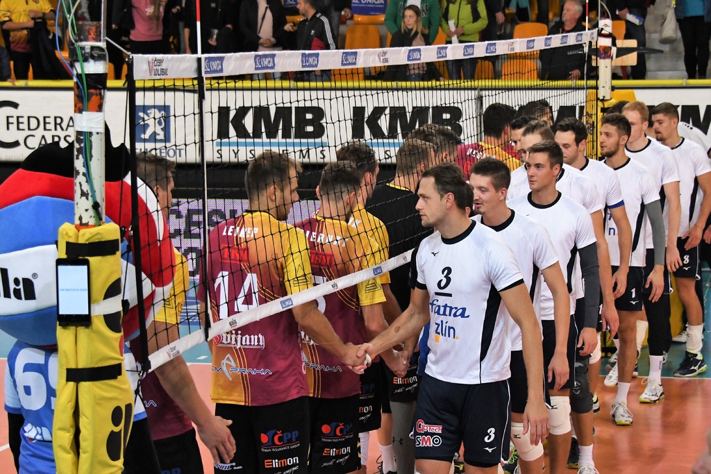V 1. kole volejbalové extraligy zvítězili dukláci nad hráči Zlína.