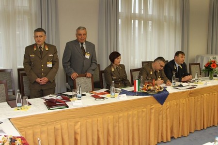 Plukovník Hatváni, vedoucí maďarské delegace 