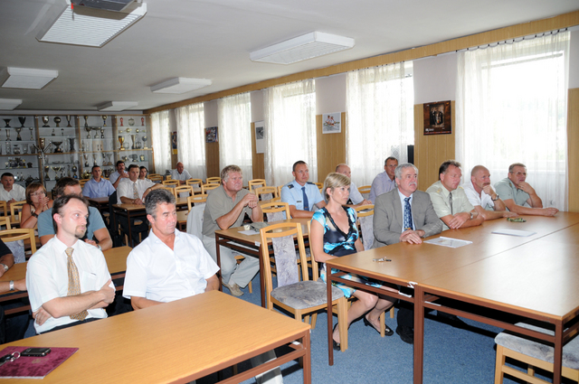 Vedoucí pracovníci a šéftrenéři ASC Dukla
