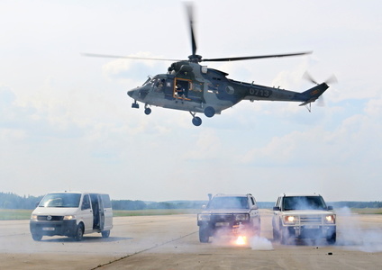Ochranná služba Vojenské policie se při cvičení v Bechyni bránila napadení