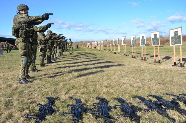 Výsadkáři v minimálním časovém limitu musí splnit úlohu