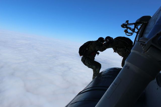 Výskok instruktorů