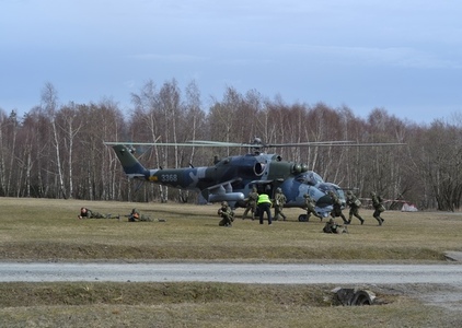 Záložníci na cvičení Hradba 2016 nasadili vzdušnou podporu 