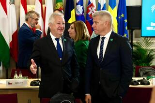 S ministrem obrany Slovinska