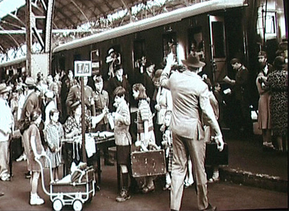 Historické záběry z filmu Nickyho rodina