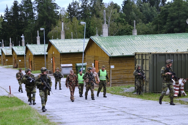 Z ochranné patroly - doprovod VIP  osoby na jednání