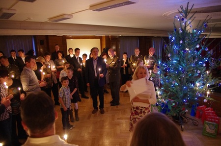 Cesta za světlem – ministr se setkal s rodinami padlých vojáků