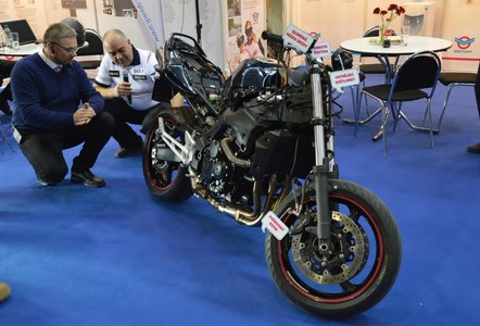 Zástupci projektu BESIP a PČR návštěvníkům vysvětlovali rizika používání motocyklů ve špatném technickém stavu