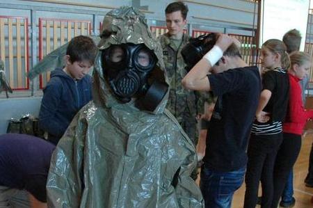 Vojáci seznámili žáky s obranou státu v Moravskoslezském kraji 