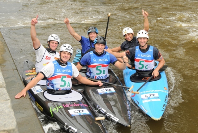 Zlatí deblkanoisté