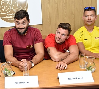 Zlatí Josef Dostál, Martin Fuksa a bronzový Jan Štěrba