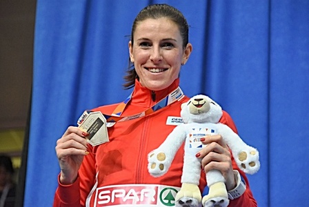 Zuzana Hejnová vybojovala na 400 m stříbrnou medaili.