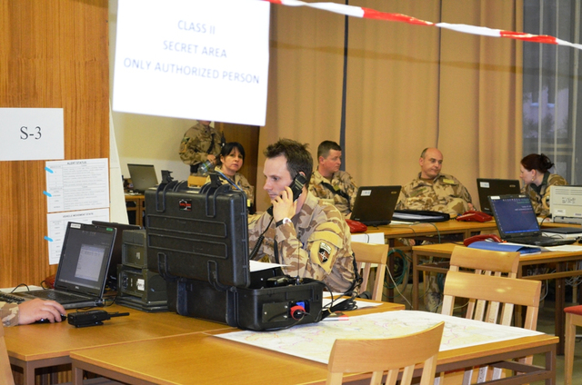 Nácvik činnosti operační skupiny v řízení a koordinaci činností na vyhlašované signály a při vzniku mimořádných událostí