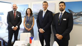 Ilustrační obrázek ke článkuNa airshow v britském Farnborough se začala psát nová kapitola uplatnění českých letounů v USA