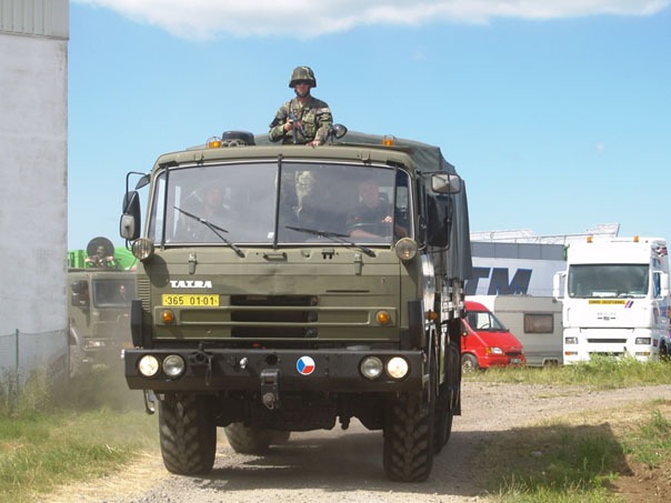 Aktivní zálohy na letišti (1)