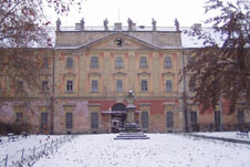 Invalidovna před rekonstrukcí (1) Invalidovna 2